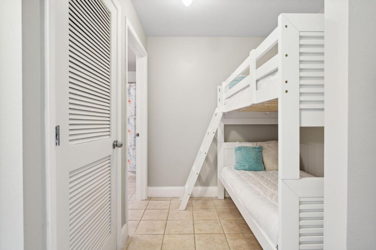 Ocean View 10Th Floor Condo At The Laketown Wharf 1004 Panama City Beach Exterior foto