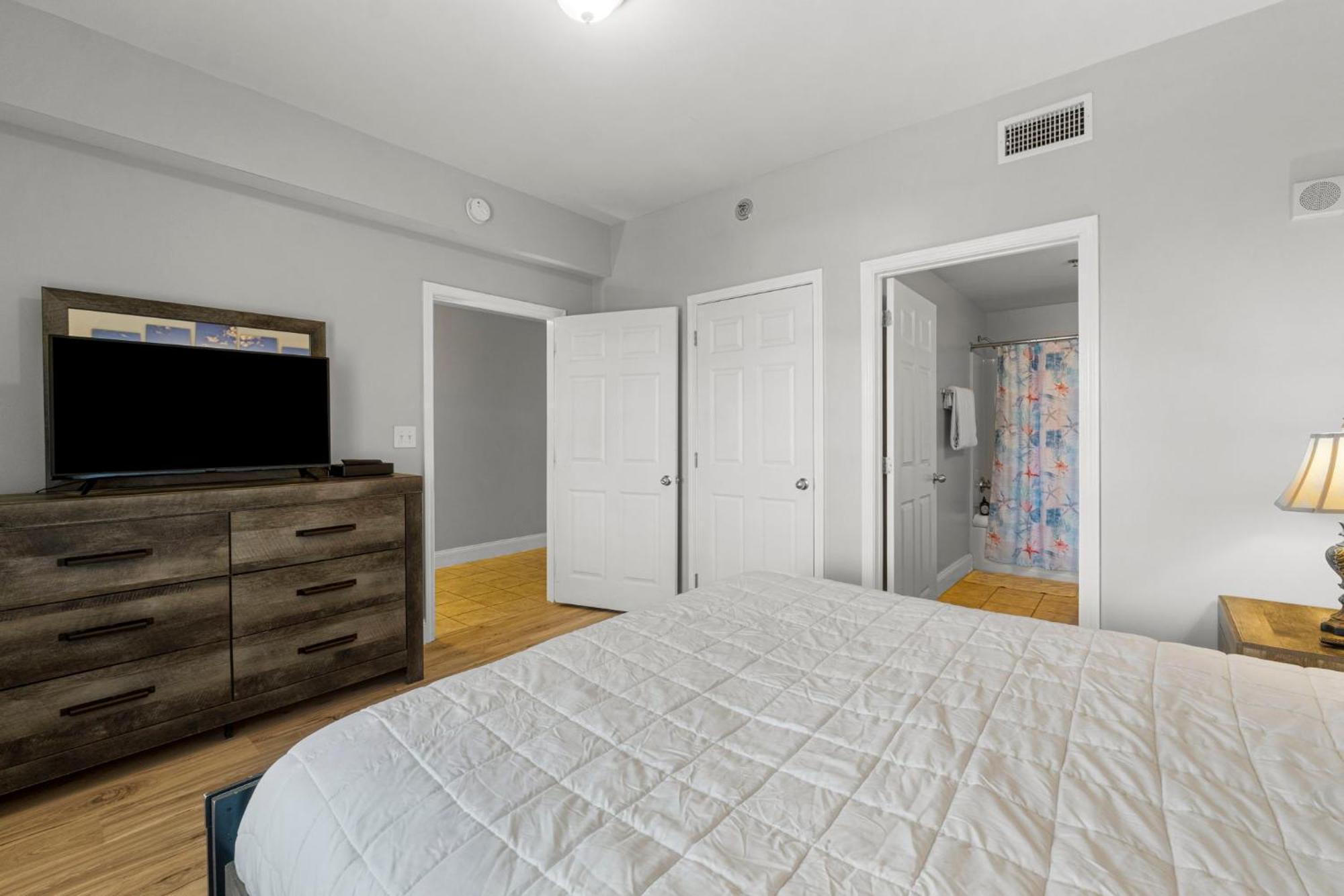 Ocean View 10Th Floor Condo At The Laketown Wharf 1004 Panama City Beach Exterior foto