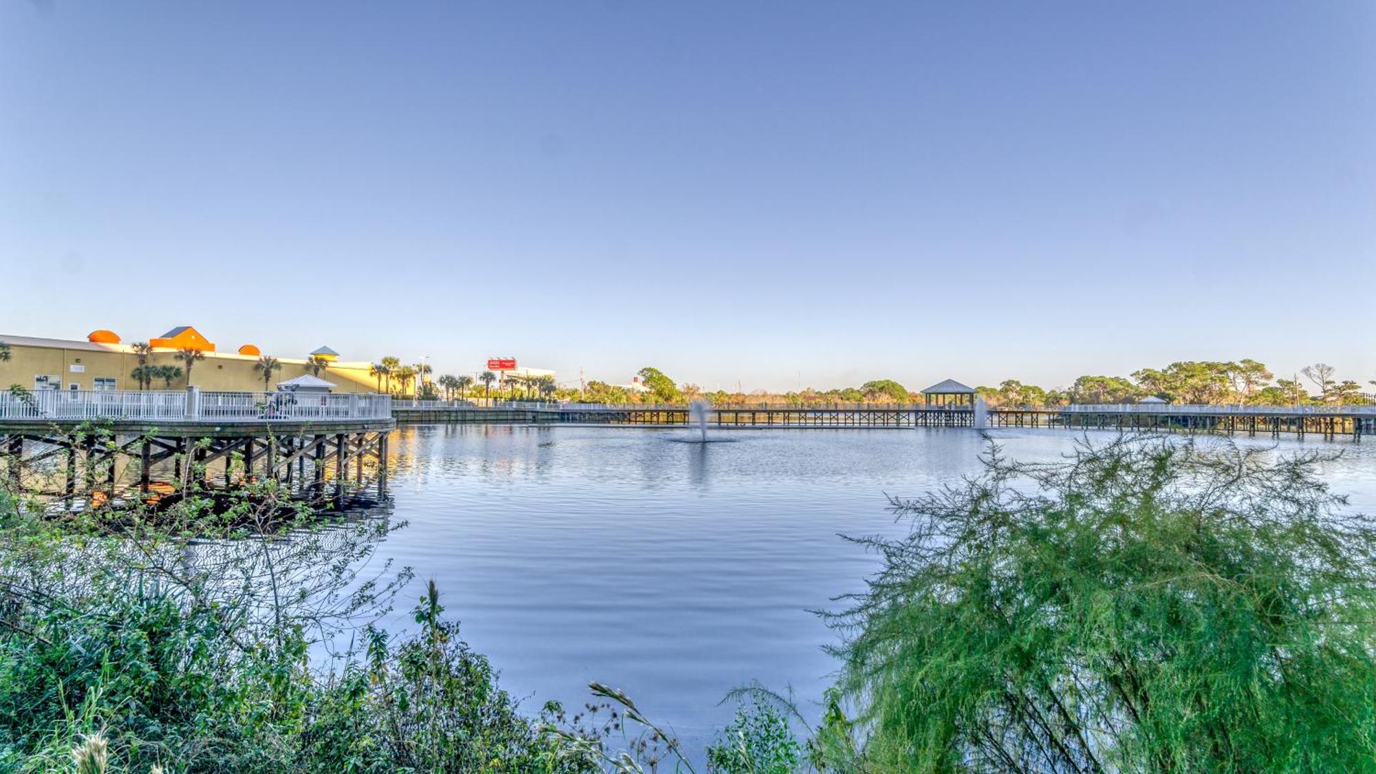 Ocean View 10Th Floor Condo At The Laketown Wharf 1004 Panama City Beach Exterior foto